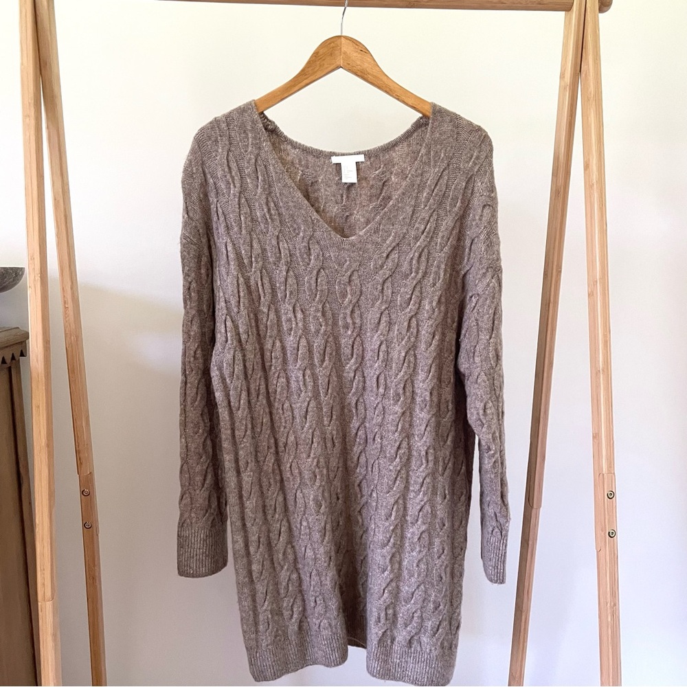 H&M Cable Knit V-neck Sweater Dress in Heathered Brown - S